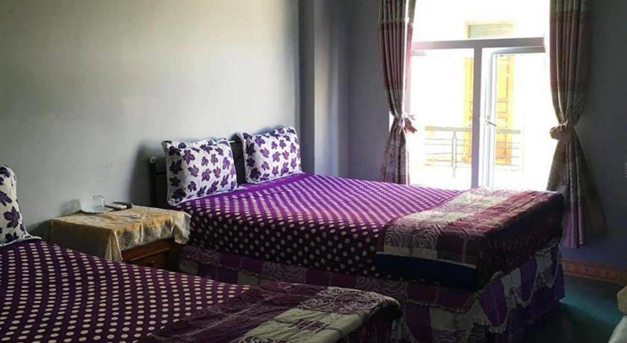 Yen Vy Hotel Quy Nhon Buitenkant foto